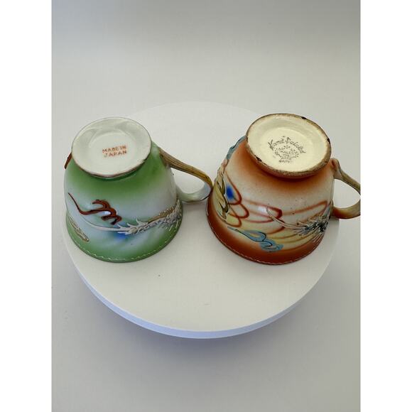 Vintage Japanese Moriage Dragon Ware Teacups One Red One Green - Picture 8 of 8